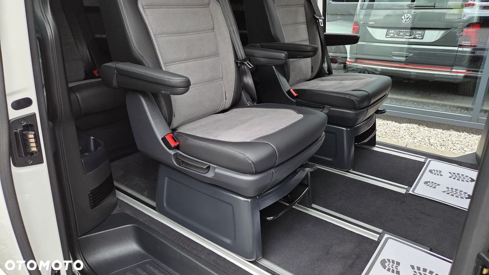 Volkswagen Multivan 2.0 TDI L1 Highline 4Motion DSG - 23