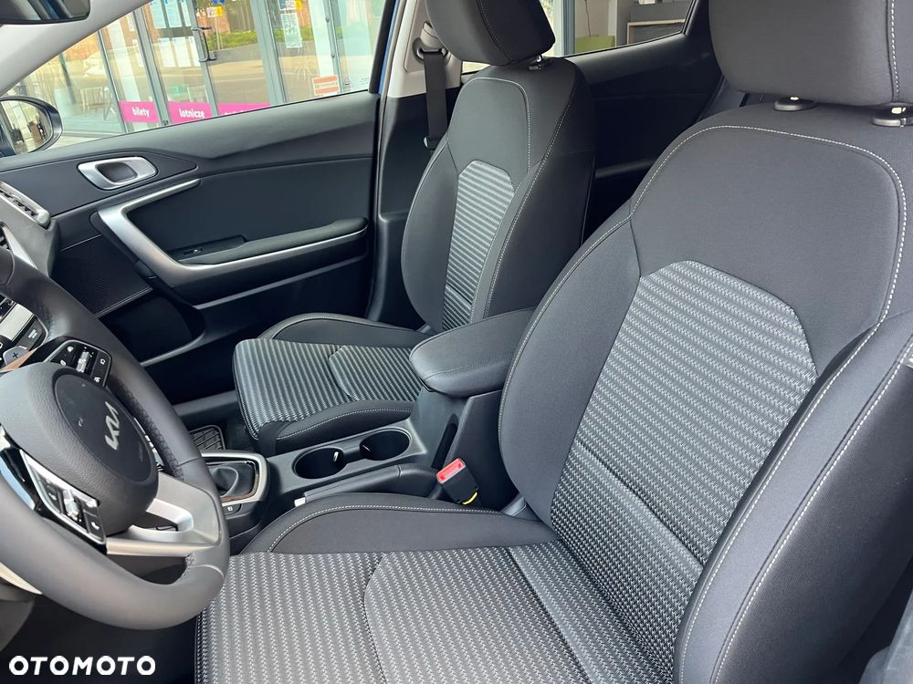 Kia XCeed 1.6 T-GDI M DCT - 11