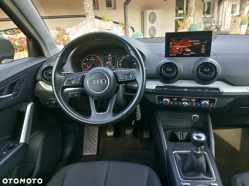 Audi Q2 30 TDI - 19