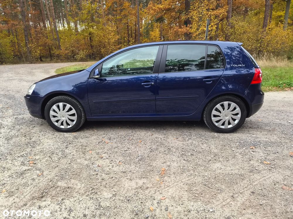 Volkswagen Golf - 21
