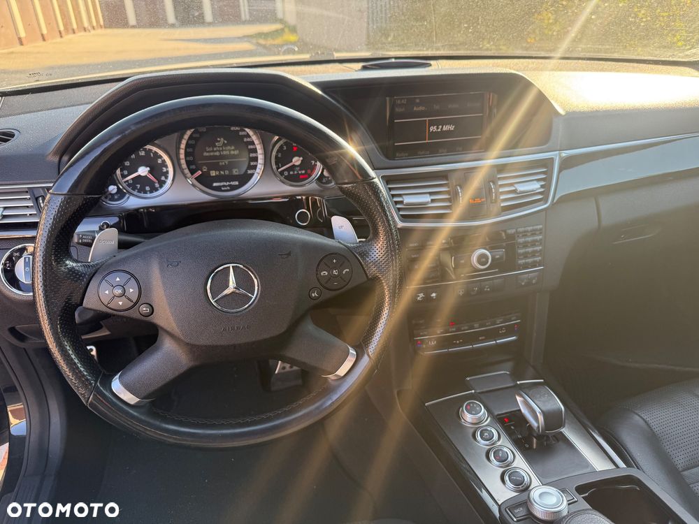 Mercedes-Benz Klasa E 63 AMG - 7