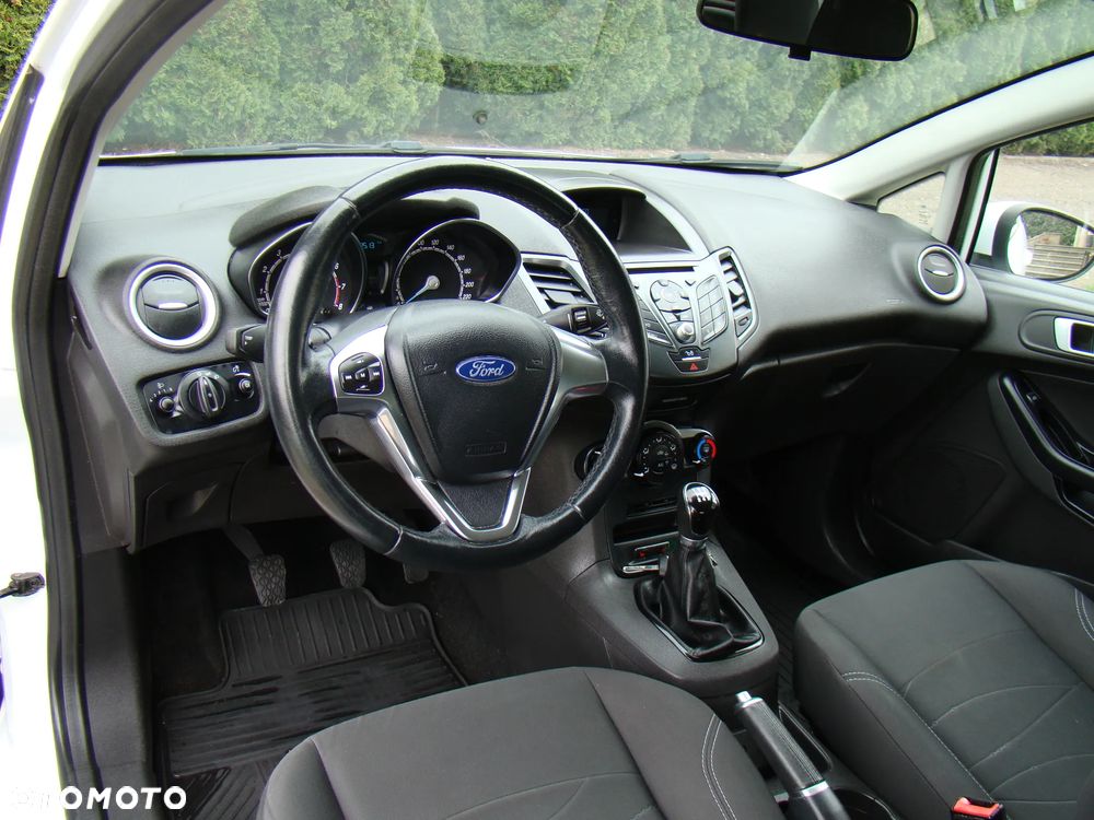 Ford Fiesta 1.25 Trend Edition - 17