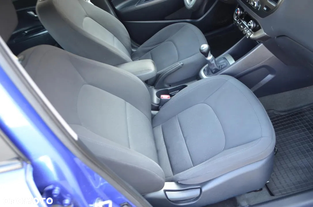 Kia Rio 1.2 Edition 7 - 25