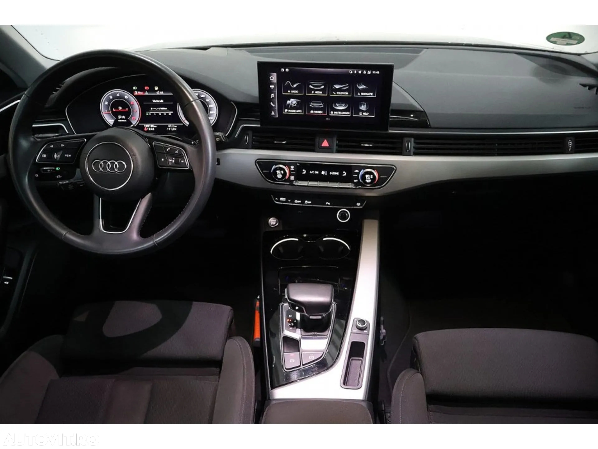 Audi A4 Avant 2.0 35 TFSI S tronic MHEV Advanced - 8