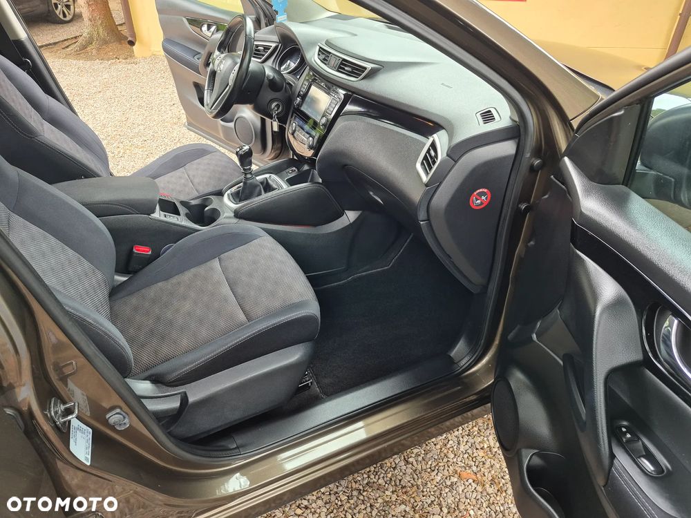 Nissan Qashqai 1.6 dCi DPF acenta - 18