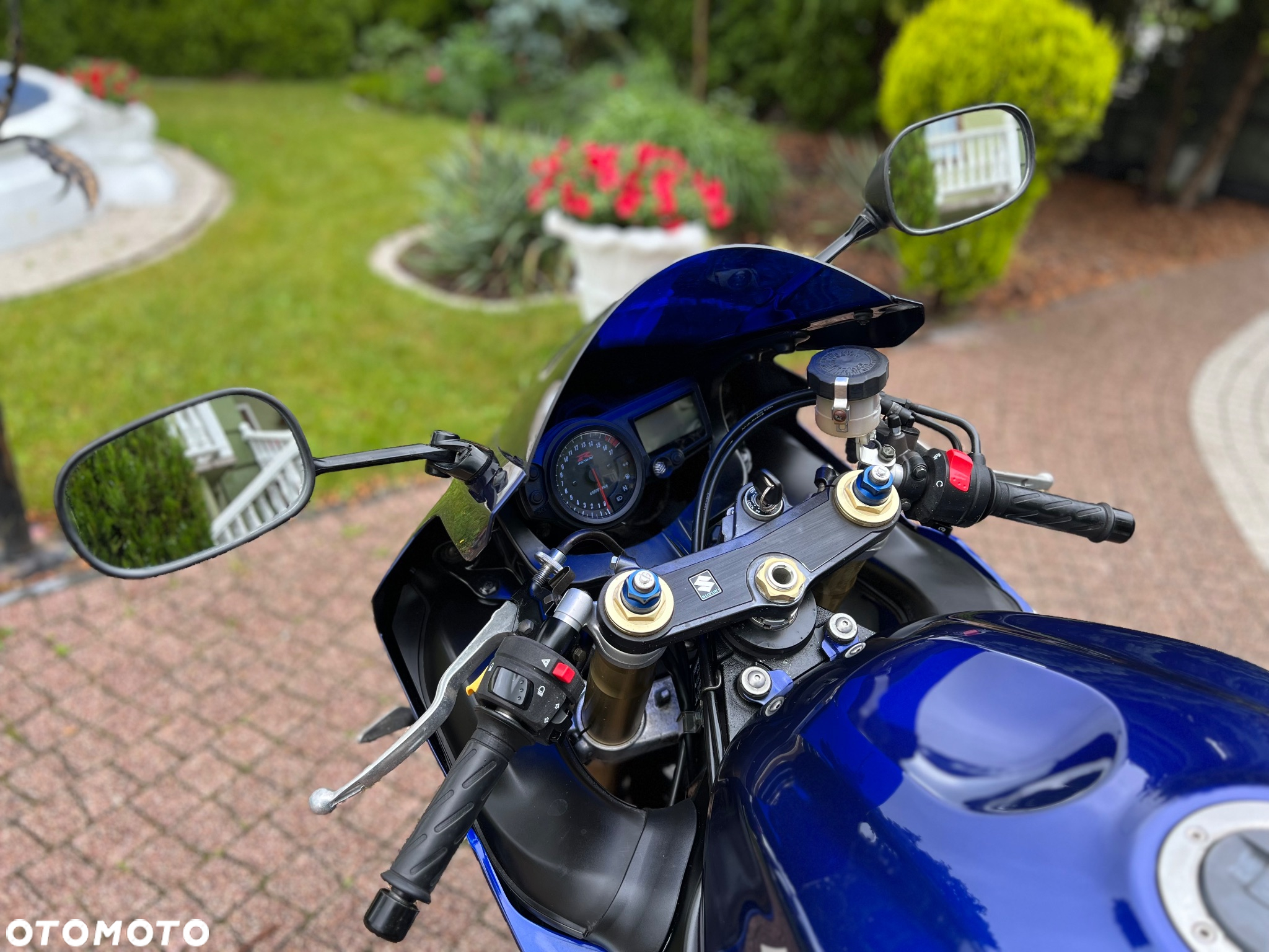 Suzuki GSX-R - 33