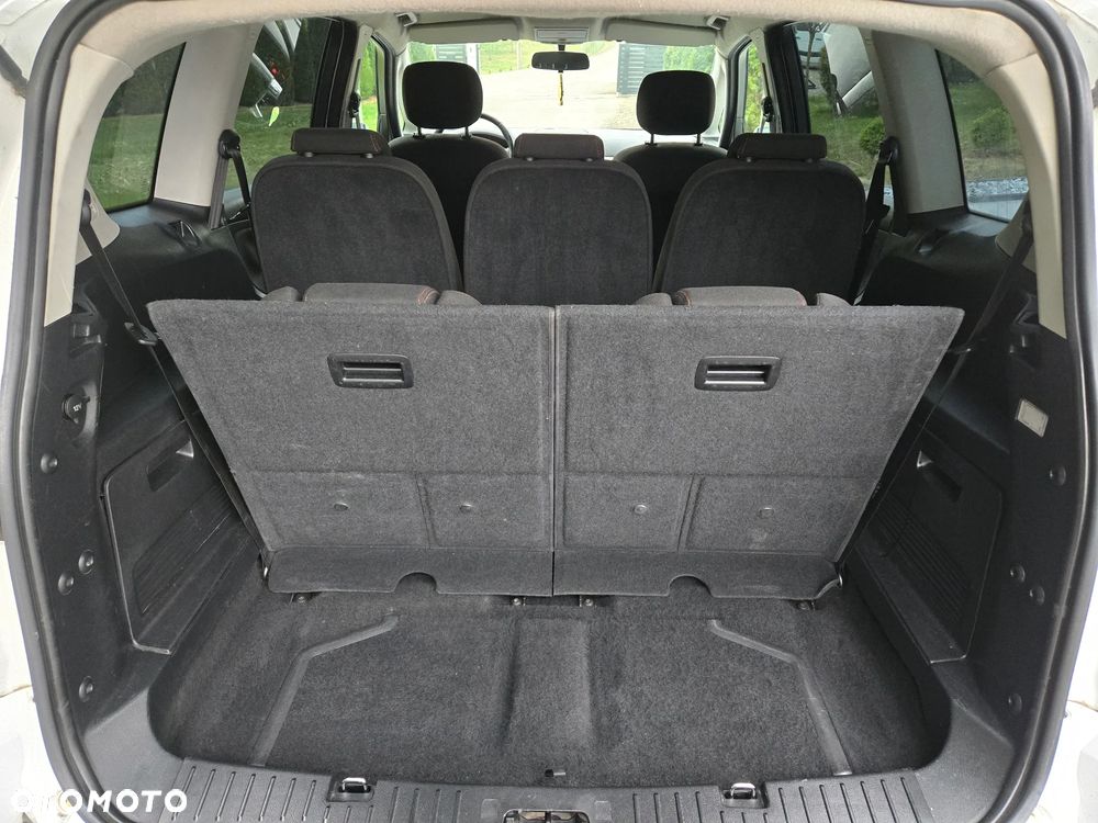 Ford S-Max 2.0 TDCi Trend - 29