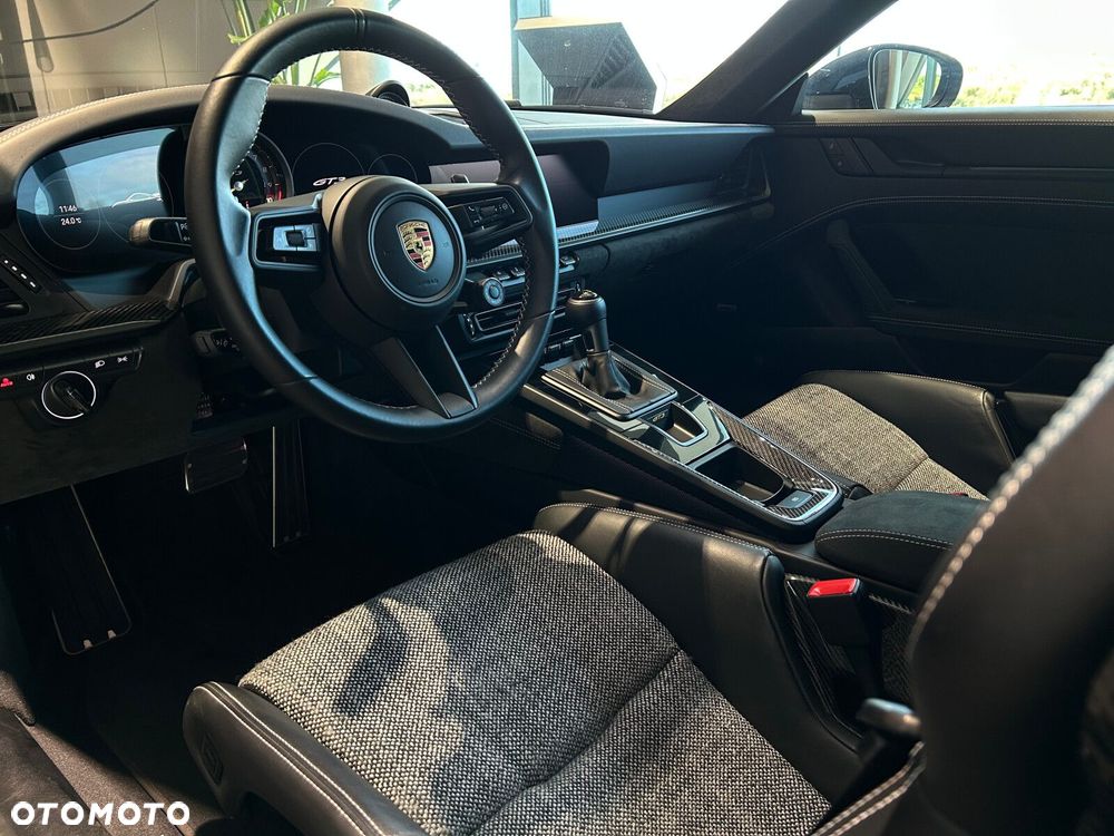 Porsche 911 GT3 - 10