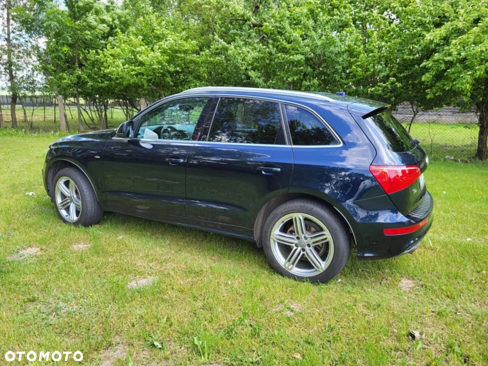Audi Q5 3.2 FSI Quattro S tronic - 4
