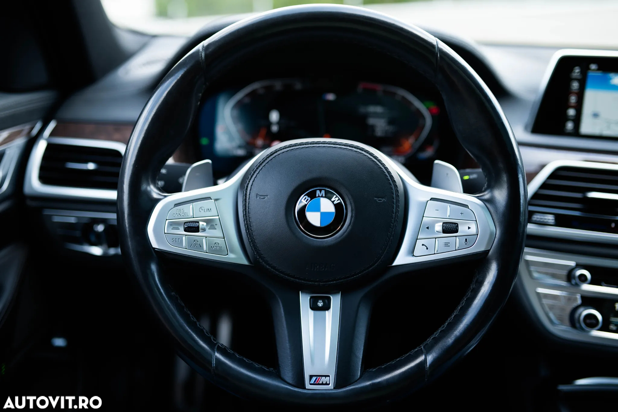BMW Seria 7 730d xDrive - 21