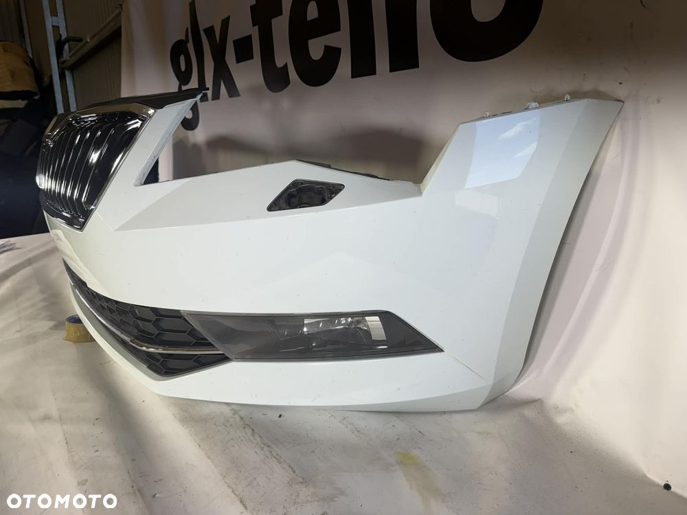 Skoda SuperB III Zderzak Przód Przedni Sprysk LF9E 15-19 3V0807221 - 3