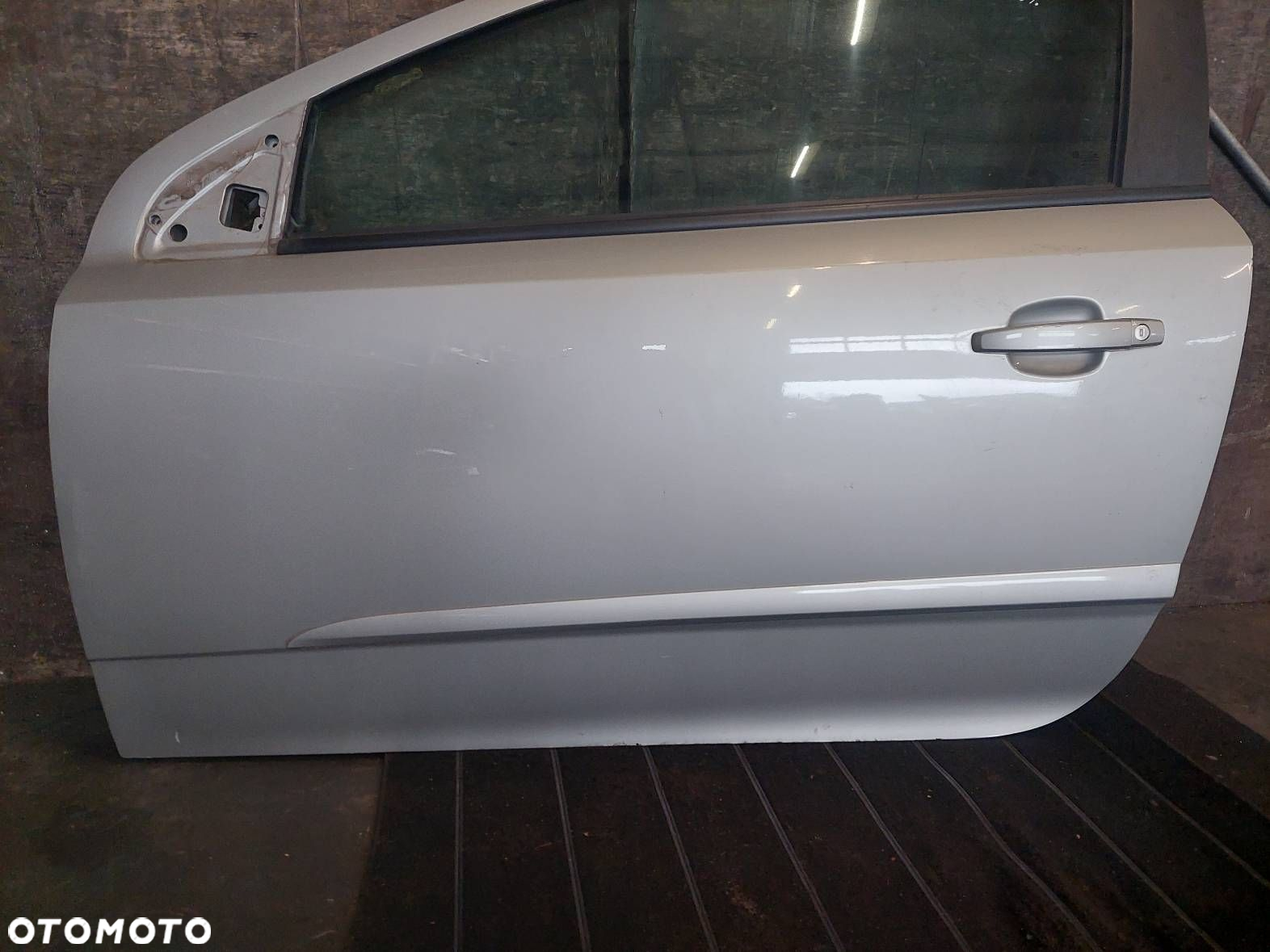 DRZWI KOMPLETNE LEWY PRZÓD OPEL ASTRA H HB 3D GTC Z157 - 2