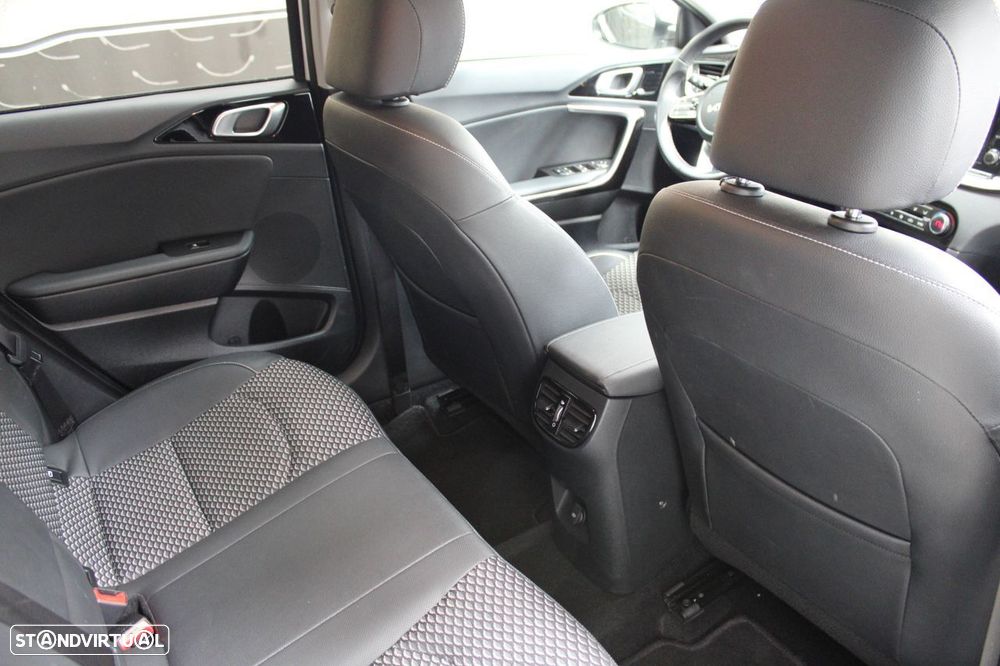 Kia Ceed 1.0 T-GDI Drive - 18