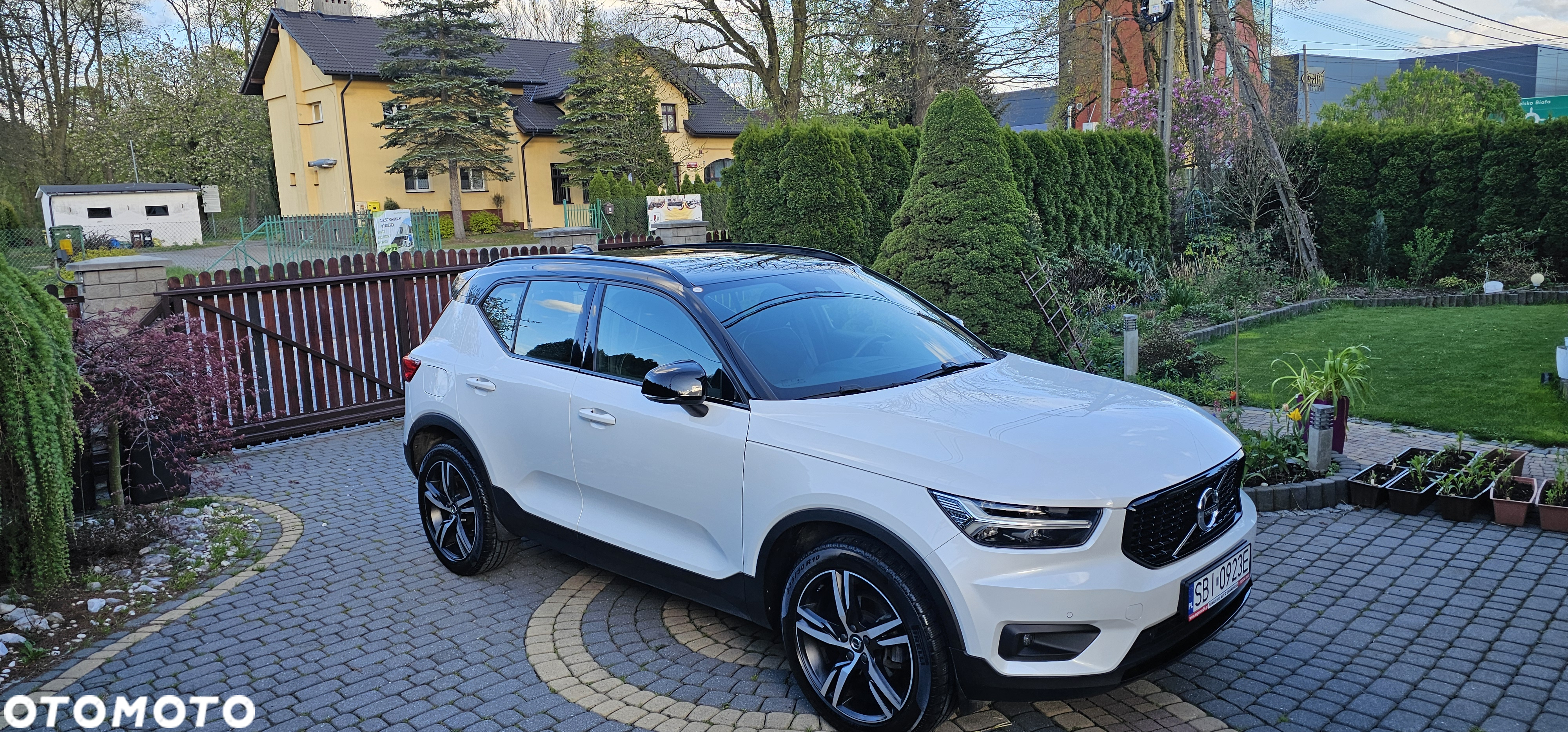 Volvo XC 40 T3 R-Design - 17
