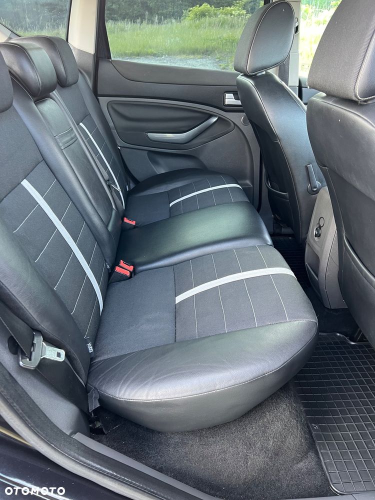 Ford Kuga 2.0 TDCi 4x4 Trend - 10