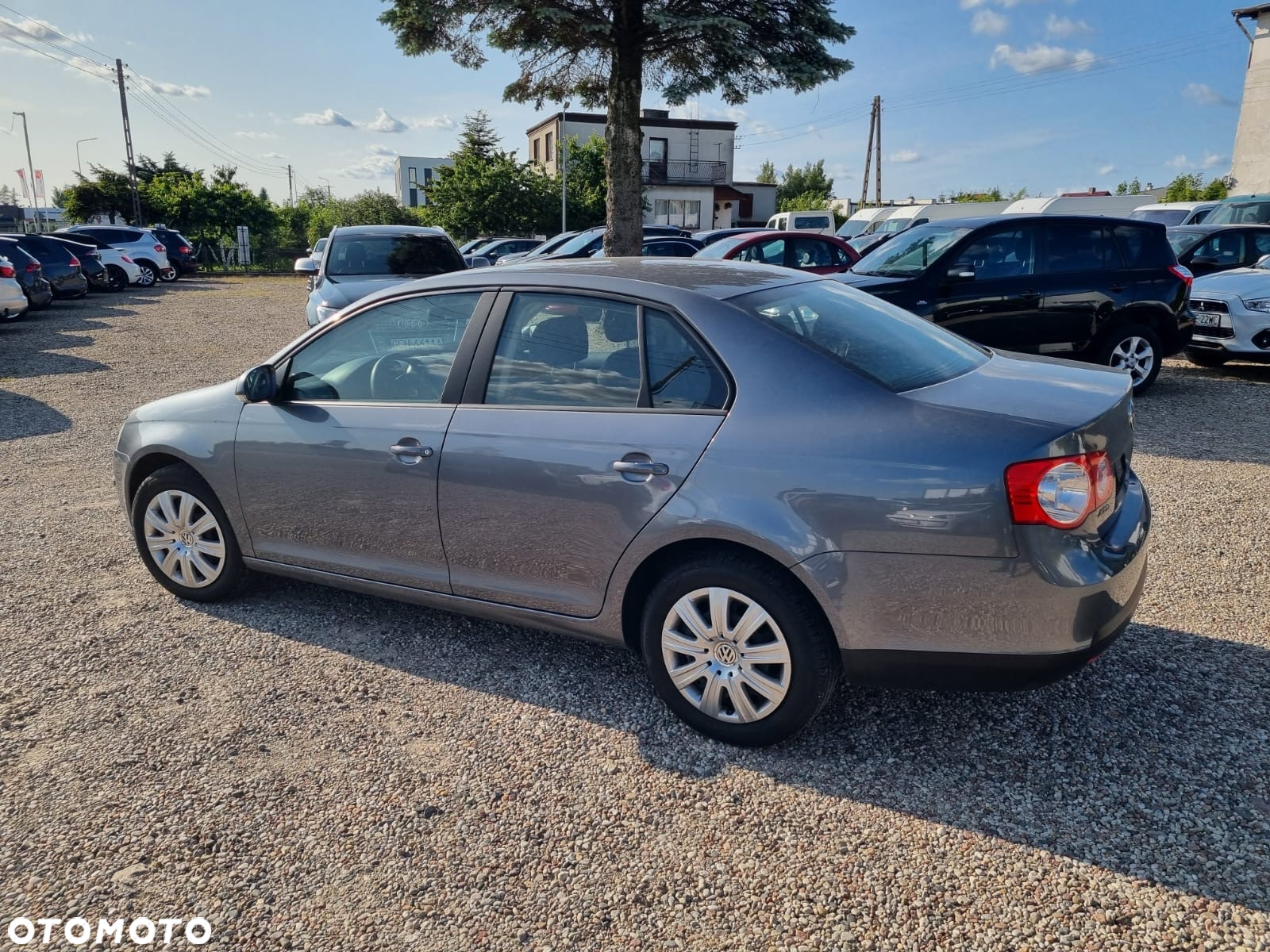 Volkswagen Jetta - 14
