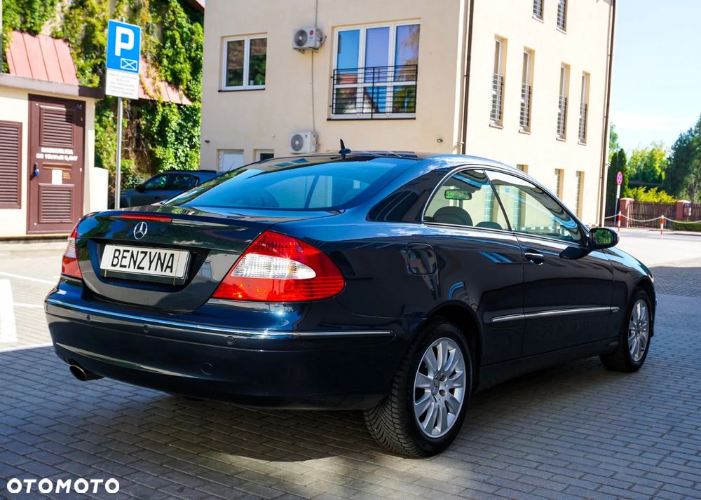Mercedes-Benz CLK - 4