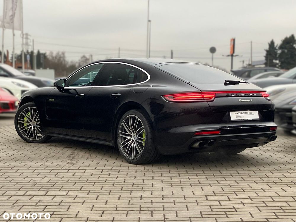 Porsche Panamera - 11