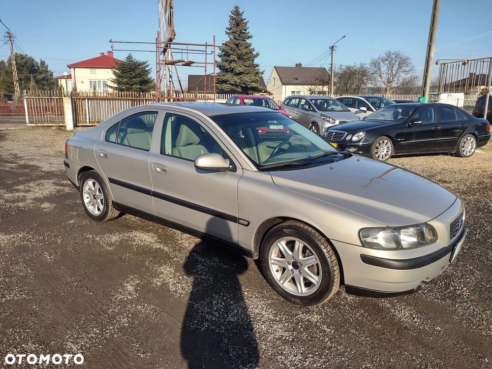 Volvo S60 2.4 Kinetic - 3