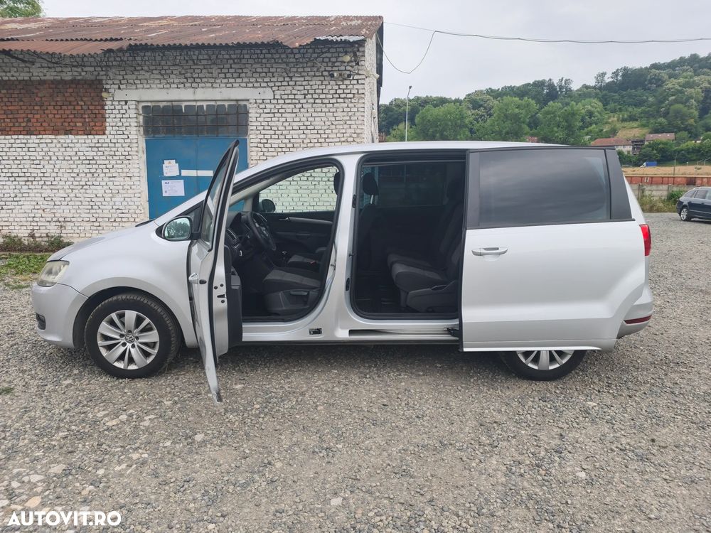 Volkswagen Sharan 2.0 TDI DPF BlueMotion Technology Comfortline - 9