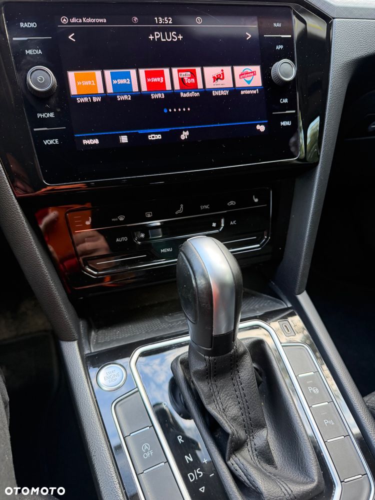 Volkswagen Passat - 13