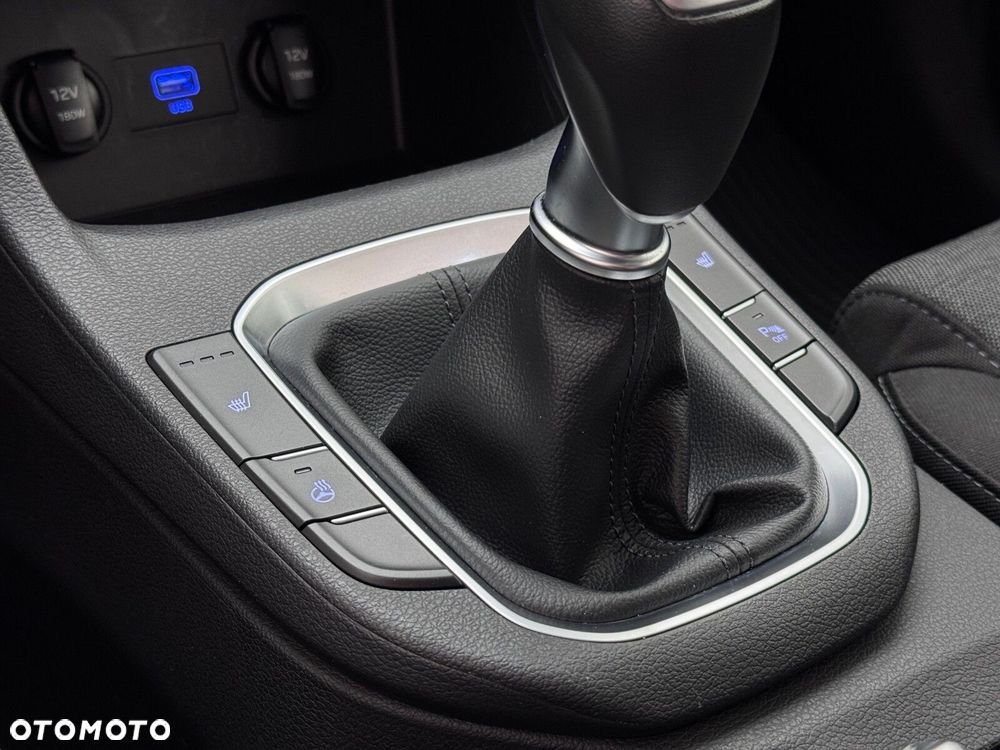 Hyundai i30 - 32