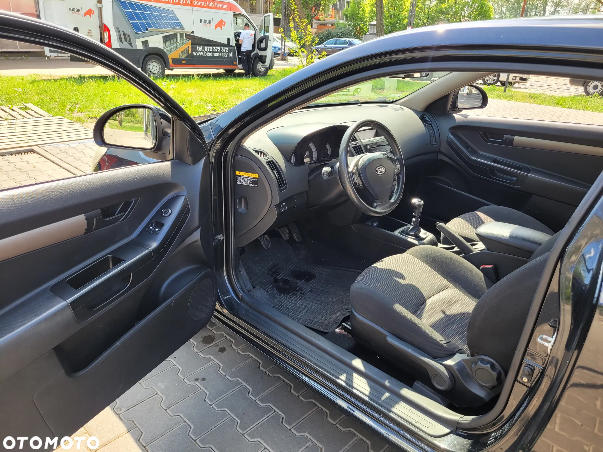 Kia Ceed - 10