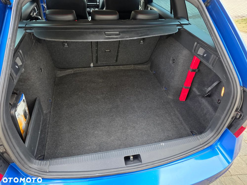 Skoda Octavia 2.0 TDI DSG RS - 26