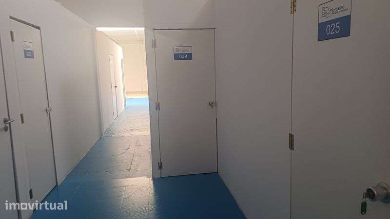Box para Mobiliários Arrendamento Mensal - Grande imagem: 5/12