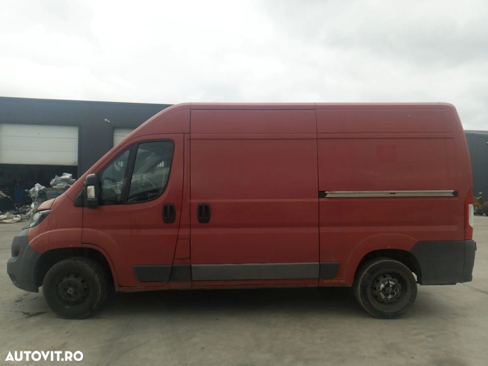 Dezmembrari / Dezmembrez Peugeot Boxer 3 2.2 cutie viteze manuală 6 trepte cod culoare KKX - VOPSEA ROSU TIZIANO - 2