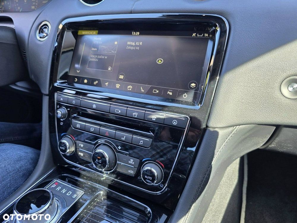 Jaguar XJ 3.0 T AWD Premium Luxury - 28