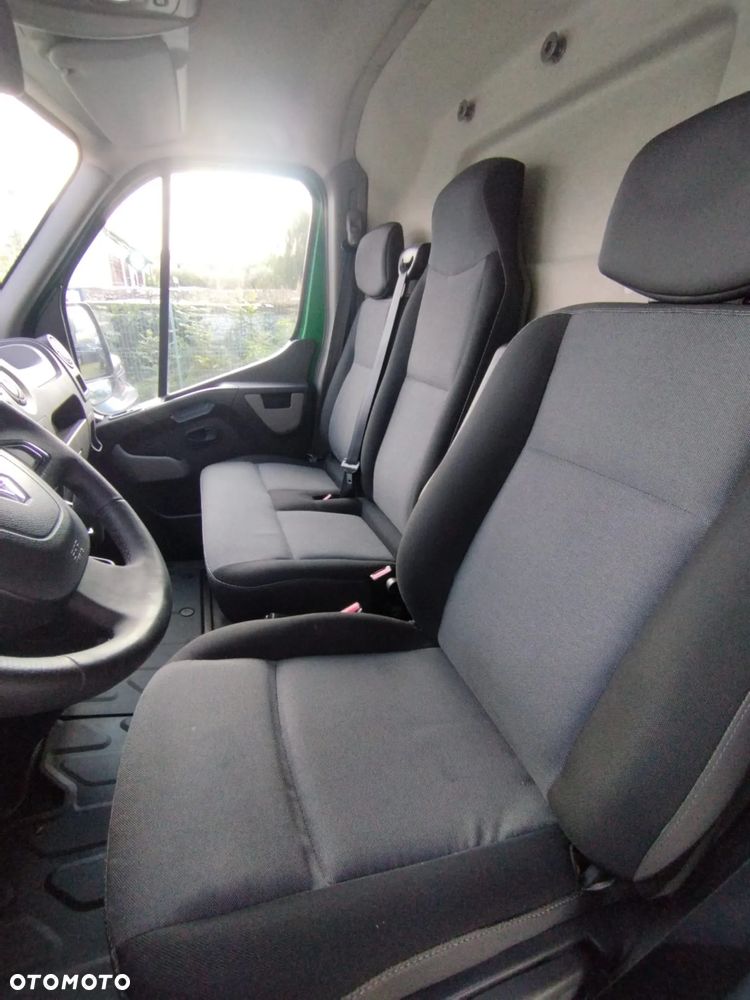 Renault Master - 15