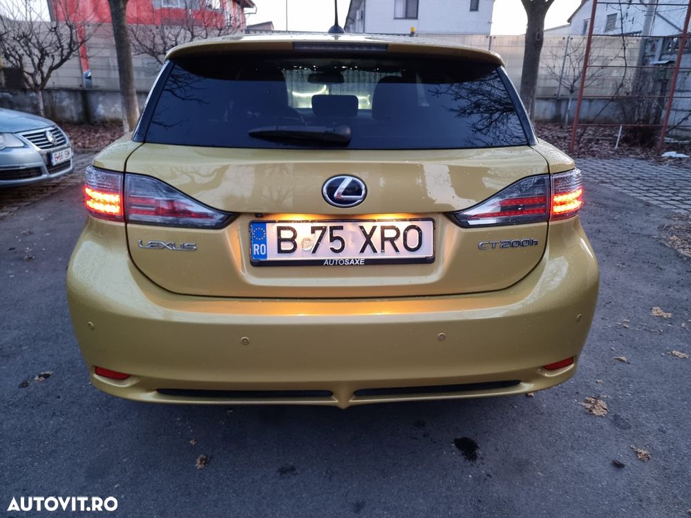 Lexus CT 200h Aut. Eco - 3