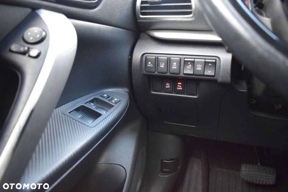 Mitsubishi Eclipse Cross - 6