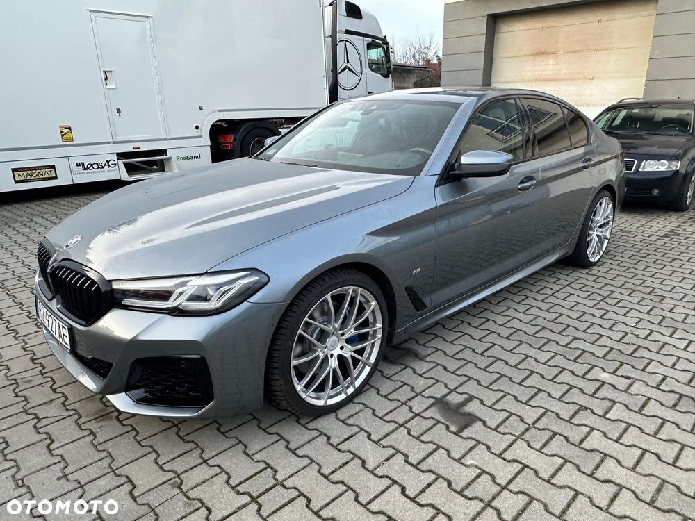 BMW Seria 5 520d xDrive - 1