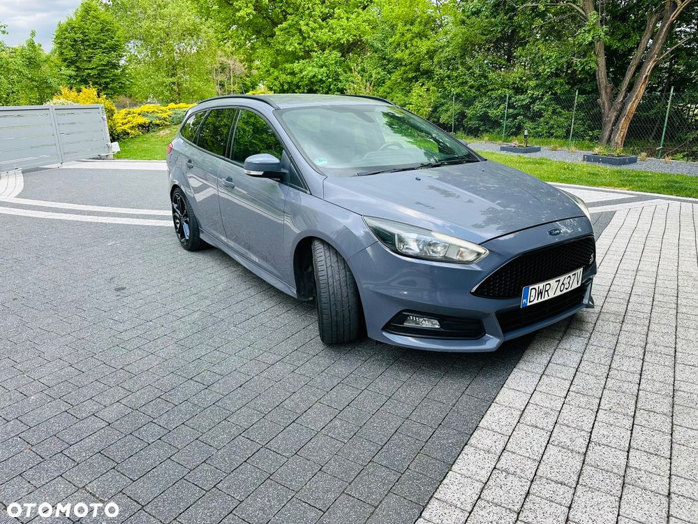 Ford Focus 2.0 TDCi ST mit Leder-Sport-Paket - 21