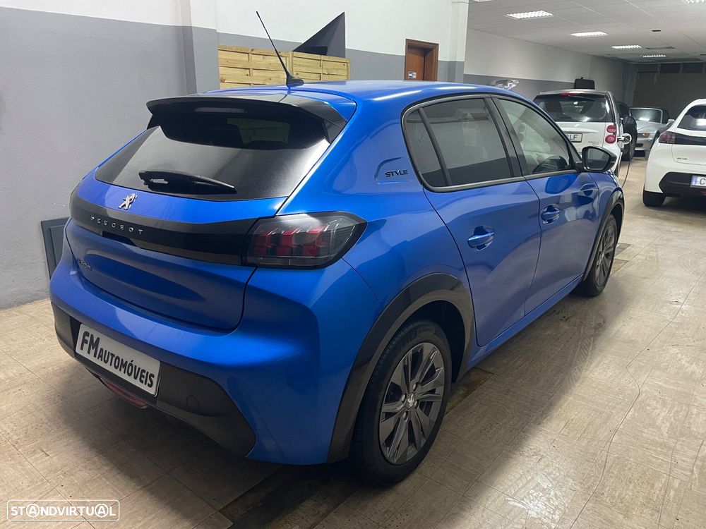 Peugeot e-208 E-Style - 3