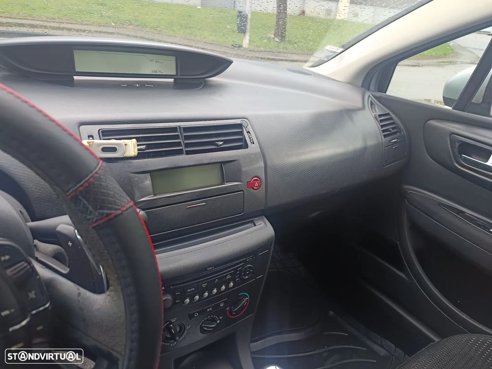 Citroën C4 1.6 HDi VTR Pack CMP6 - 7