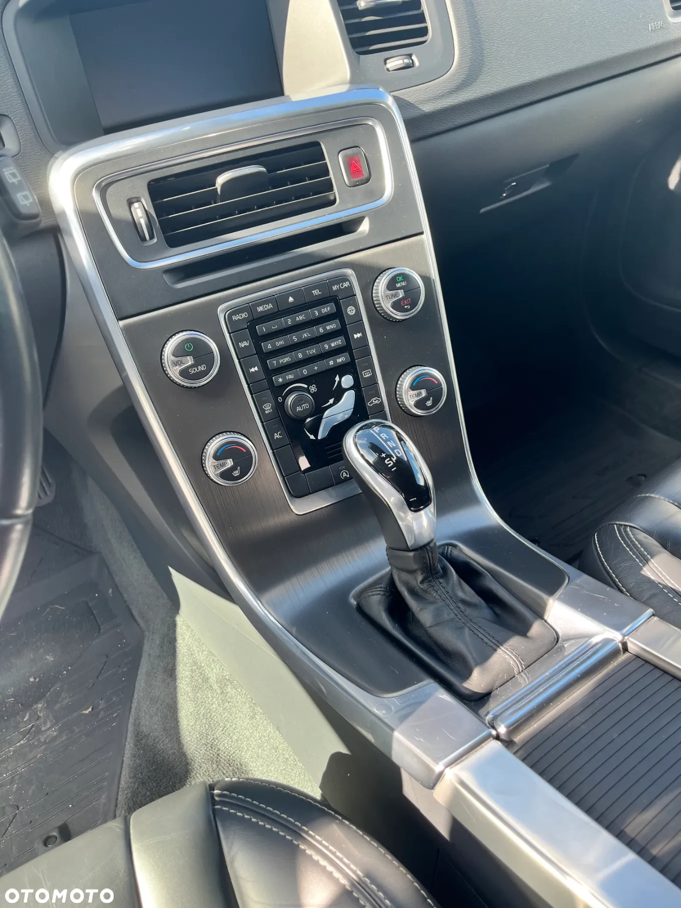 Volvo V60 D4 Drive-E Summum - 9