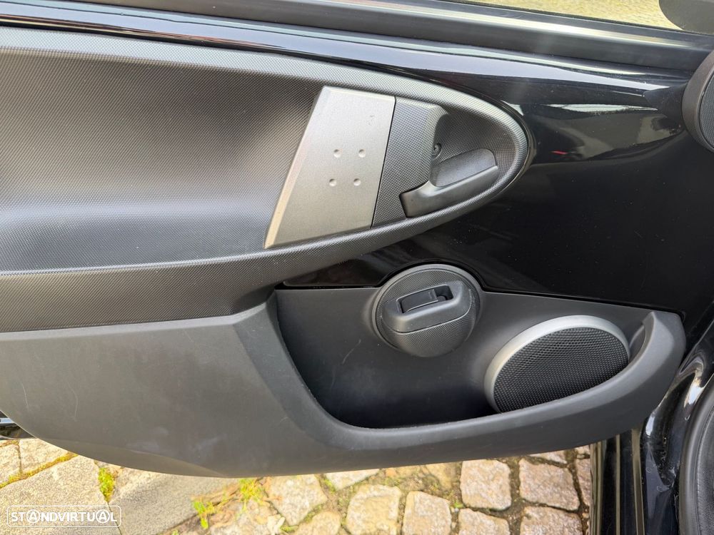 Toyota Aygo 1.0 - 15