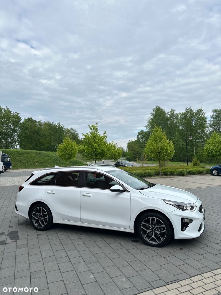Kia Ceed 1.6 CRDi mHEV L DCT - 10