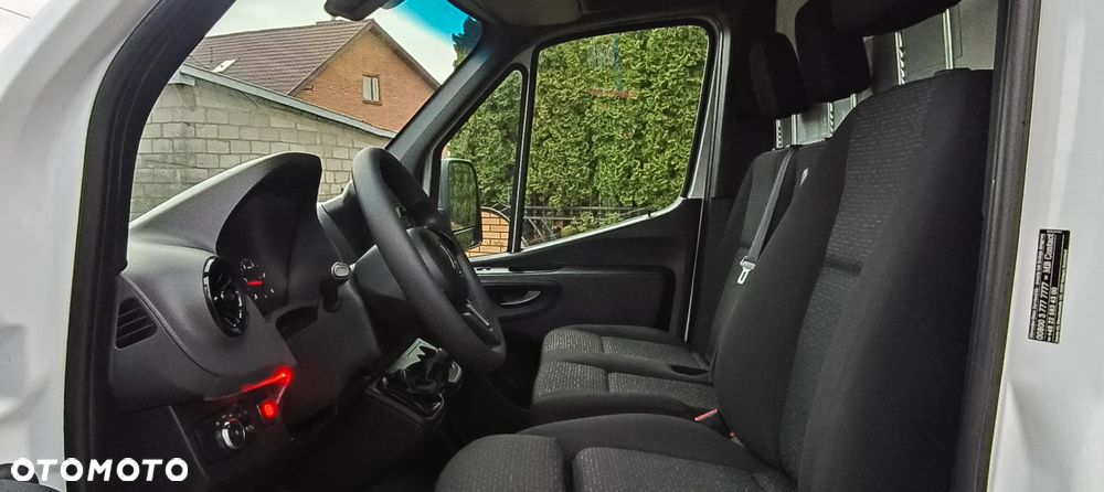 Mercedes-Benz SPRINTER 317 MAXI KONTENER WINDA - 16