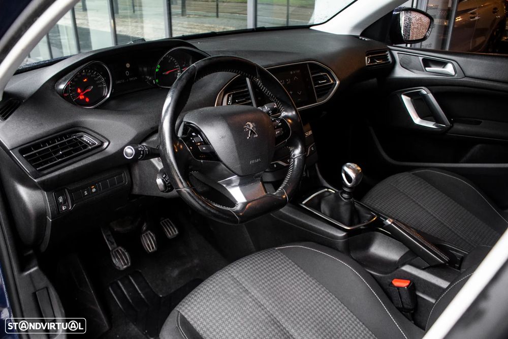 Peugeot 308 SW BlueHDi 130 Stop & Start Active - 19