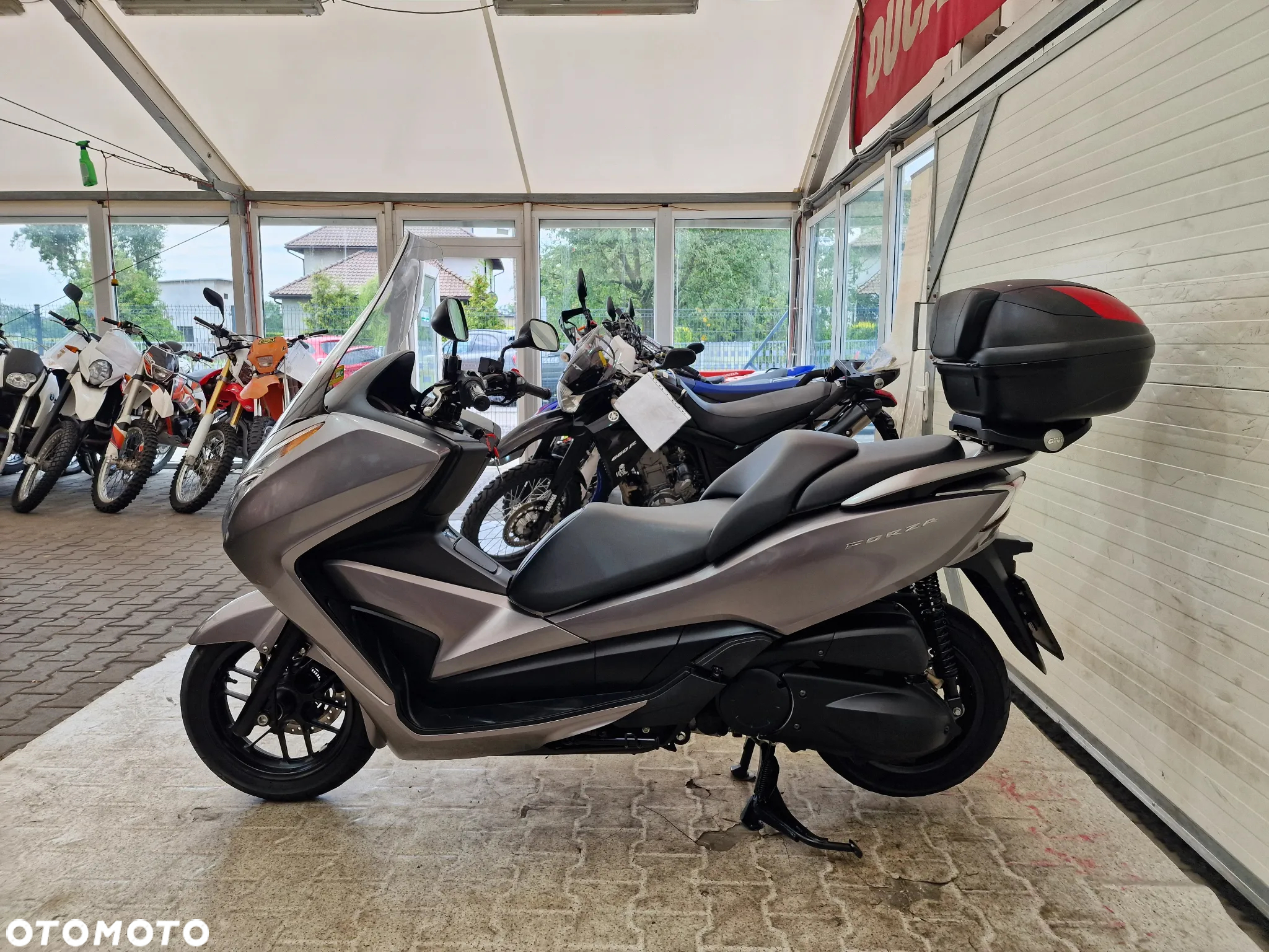 Honda NSS - 19