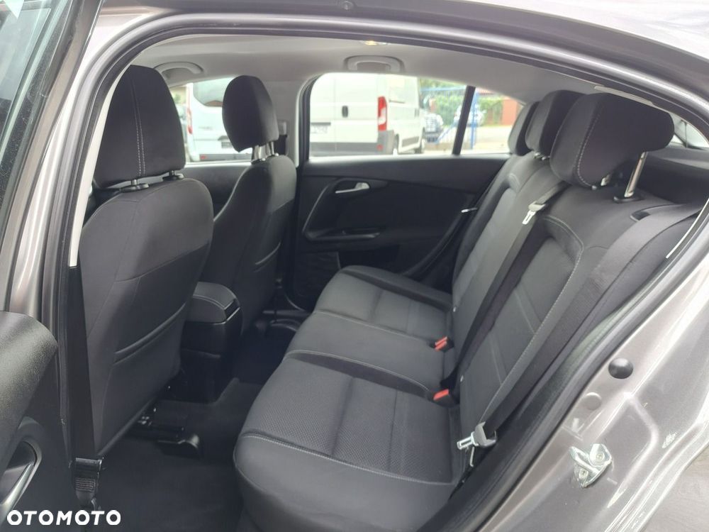 Fiat Tipo 1.4 16v Easy EU6d - 26