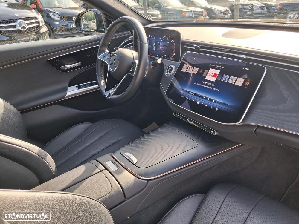 Mercedes-Benz E 220 d T 4Matic 9G-TRONIC Edition AVANTGARDE - 14