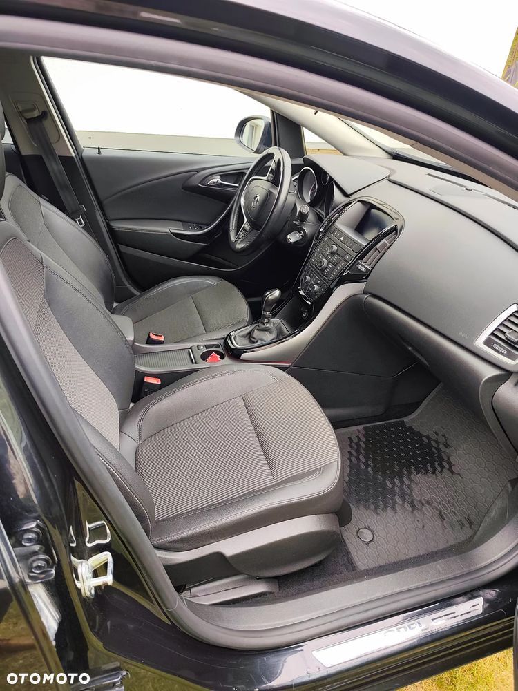 Opel Astra 1.4 T Cosmo - 9