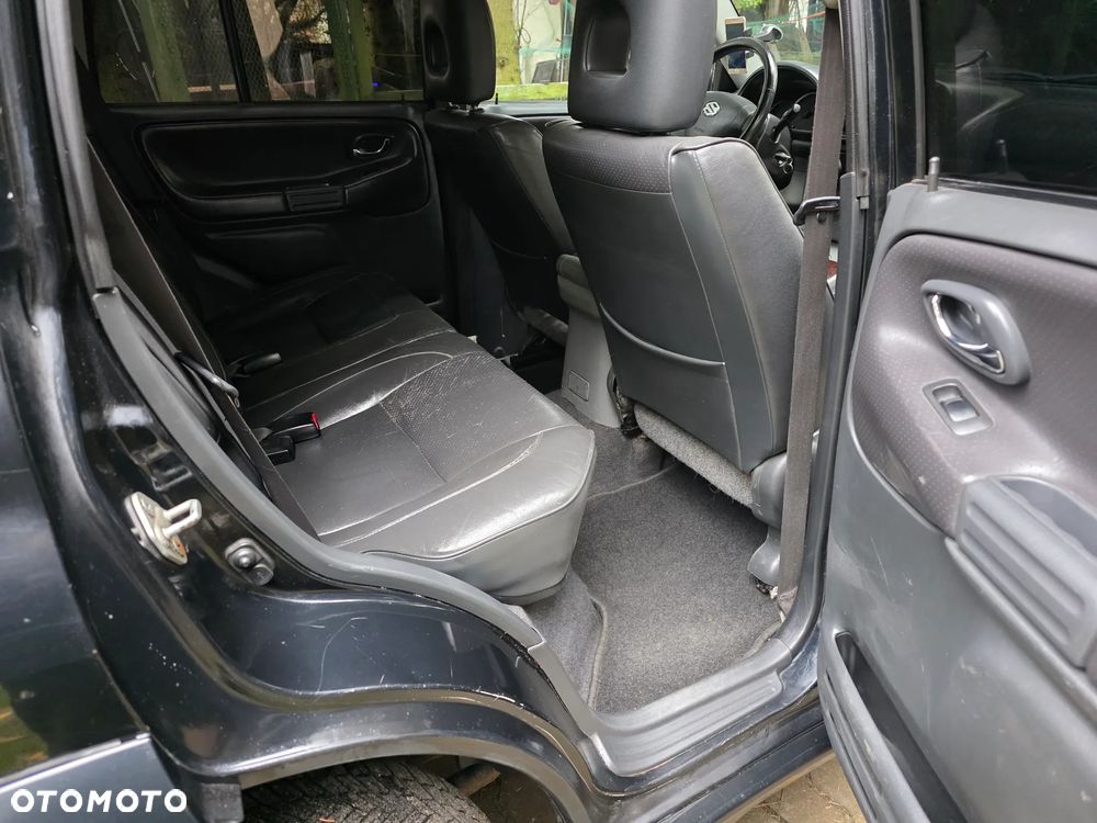 Suzuki Grand Vitara 2.0 - 15