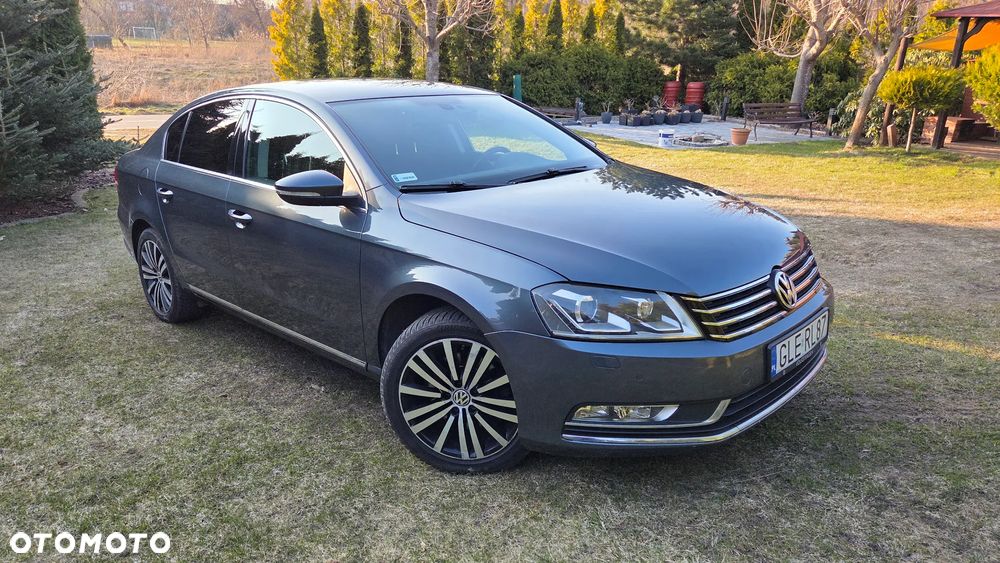 Volkswagen Passat 2.0 TDI Highline - 9