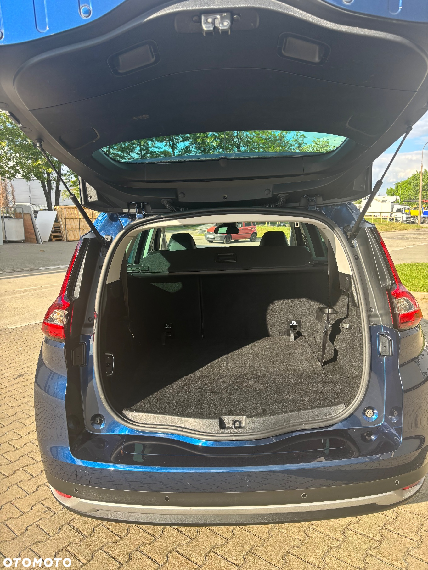 Renault Scenic - 5